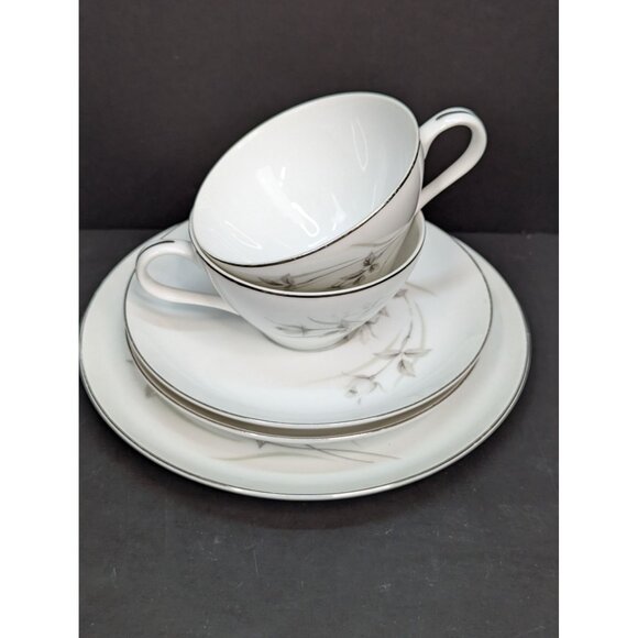 Harmony House Fine China 3504 Harmony Rose 1 Salad Plate and 2 Cups w/Saucers - Picture 9 of 10